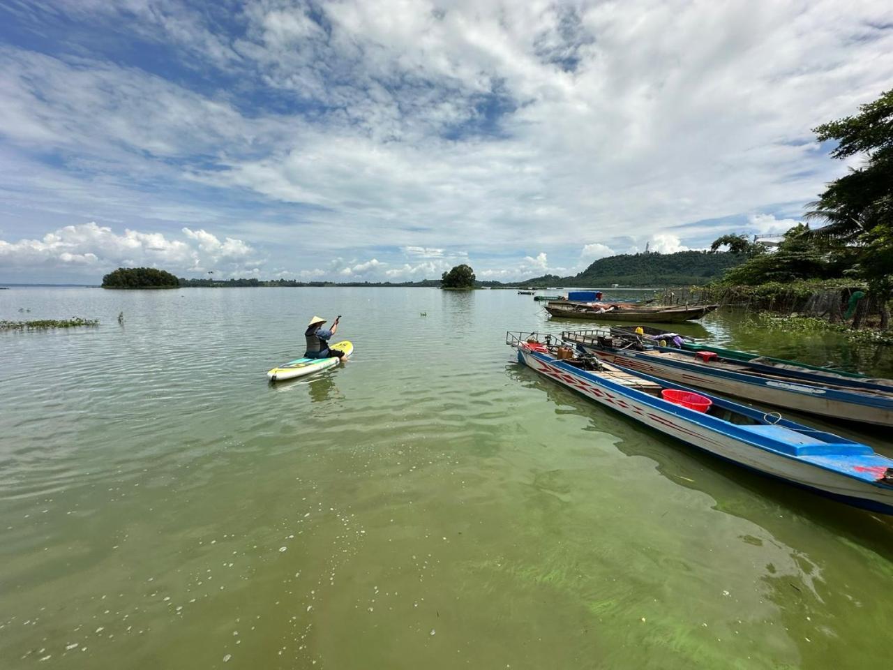 Ben Ho Homestay Xa Gia Tan Exterior foto